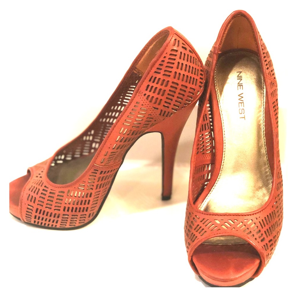 Nine West peep toe pumps
